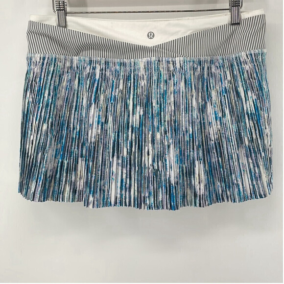 Lululemon Time To Shine Skirt tennis skirt skort
Blurry Stripe Battleship sz 10 - Picture 4 of 12